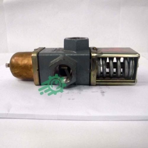 JOHNSON CONTROLS - V48AF 9300 1'1/2 - Клапан давления