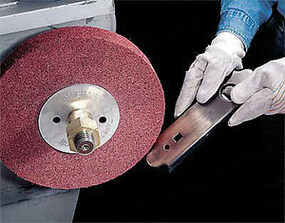 OEM#: 70103656587010365658 SCOTCH-BRITE™ MF-WL WHEEL, FINISHING, 6 INCH DIA, AO, 1 INCH ARBOR by 3M Consumer