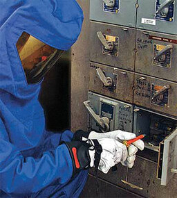 OEM#: E011R/9HD1025 ЭЛЕКТРОИЗОЛИРУЮЩИЕ ПЕРЧАТКИ ТИП I 9-1/2 от Salisbury