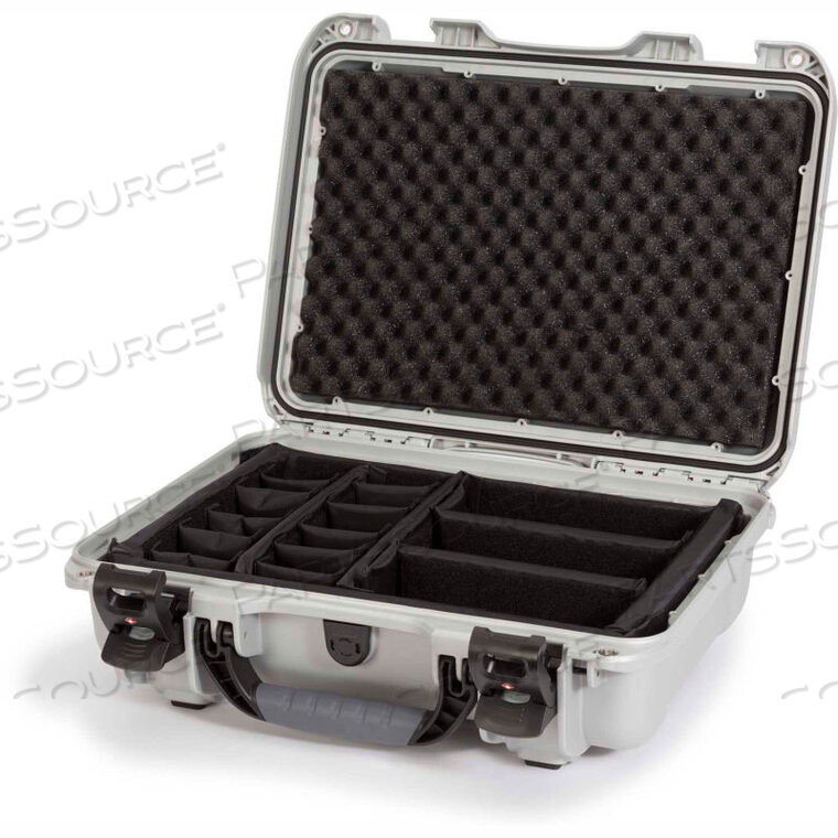 OEM#: 923-2005NANUK 923 SERIES ГЕРМЕТИЧНЫЙ ВОДОНЕПРОНИЦАЕМЫЙ КОРПУС С РАЗДЕЛИТЕЛЯМИ 18-5/8 Д X 14-3/8 Ш X 6-5/16 В СЕРЕБРИСТЫЙ от Plasticase Inc.