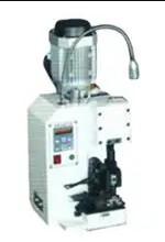 12402143E512A (Разъемы USB)